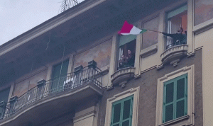بالفيديو: سكان إيطاليا “يتحدون” كورونا بالغناء وعزف الموسيقى