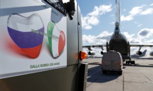 روسيا تساعد في إنقاذ إيطاليا من الموت