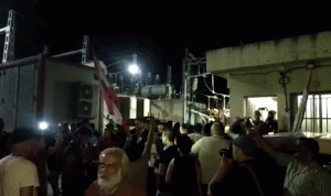 اعتصام عند دوار كفررمان احتجاجًا على التقنين
