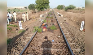 في الهند.. مصرع 14 عاملا ناموا على سكة الحديد