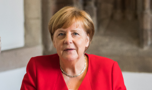 ميركل: ألمانيا تشهد الموجة الثالثة من كورونا
