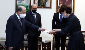 السفيرة الفرنسية في لبنان مصابة بكورونا