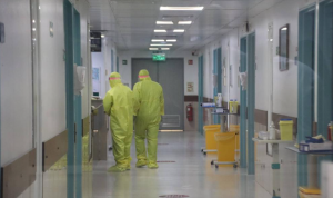 المستشفيات غير قادرة على مواجهة “تسونامي كورونا”