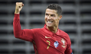 رونالدو يقود البرتغال لفوز كبير على سويسرا