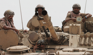 تدمير مواقع حوثية بمدفعية الجيش اليمني وطيران التحالف