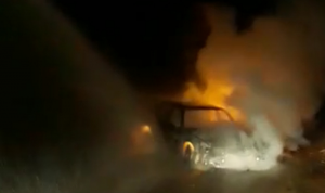 حريق أشجار في مشمش العكارية… والسبب اشتعال سيارة!