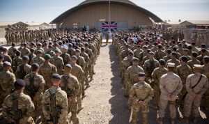 قائد الجيش البريطاني يحذّر من “خطر اندلاع حرب عالمية ثالثة”