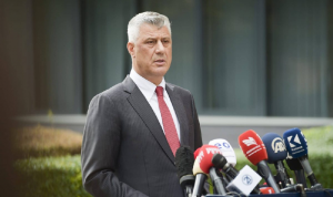 رئيس كوسوفو المستقيل داخل السجن في لاهاي