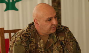 العماد عون: الجيش مستمر بأداء مهامه بدقة لضبط الأمن