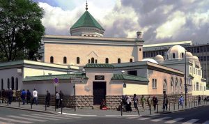 المجلس الفرنسي للديانة الإسلامية يدرس “الحلول لمشاكل المسلمين” في فرنسا
