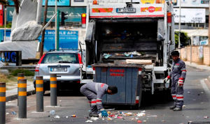 في الزلقا… انفجار صندوق شاحنة لجمع النفايات