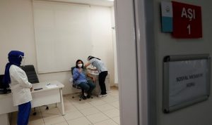 تطعيم أكثر من 600 ألف شخص خلال يومين في تركيا