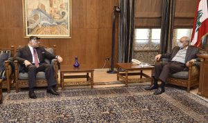 بري عرض مع السفير المصري العلاقات الثنائية بين البلدين