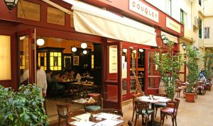 “السياحة”: اقتراح لفتح المطاعم والمقاهي بالشروط السابقة