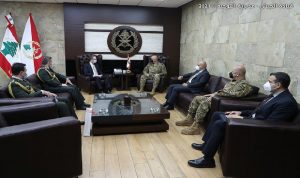 قائد الجيش بحث مع السفير التركي في التعاون بين جيشي البلدين