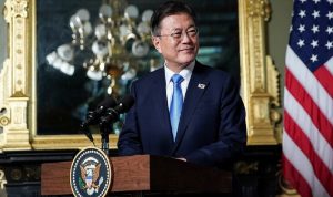 رئيس كوريا الجنوبية: بايدن “يعيد الروح” لأميركا