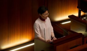 زعيمة هونغ كونغ: الحكم عاد إلى طبيعته