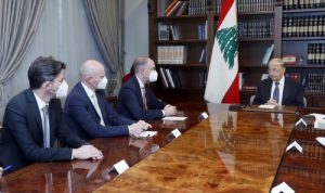 عون: لبنان بدأ اتصالاته مع صندوق النقد