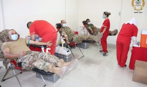 الجيش: حملة تبرع بالدم في مستشفى إبلح العسكري