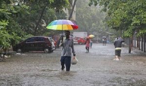 مقتل 66 شخصًا جراء أمطار موسمية في الهند