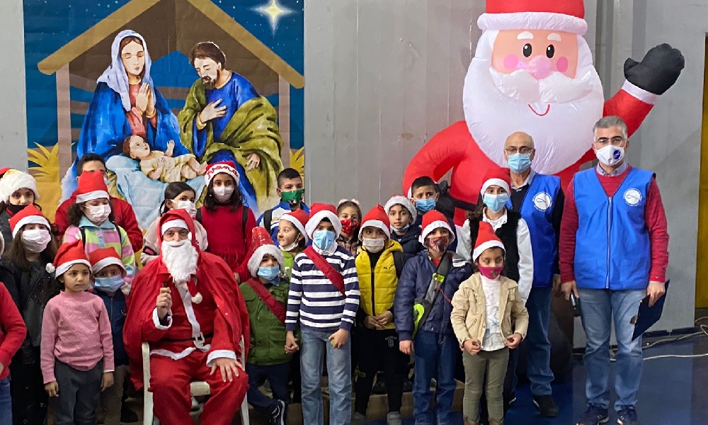 600 طفل وطفلة شاركوا في احتفال الميلاد لجمعية مار منصور دي بول