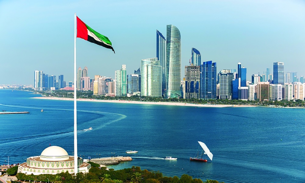 الإمارات: ندعو لوقف التصعيد الخطير في المنطقة