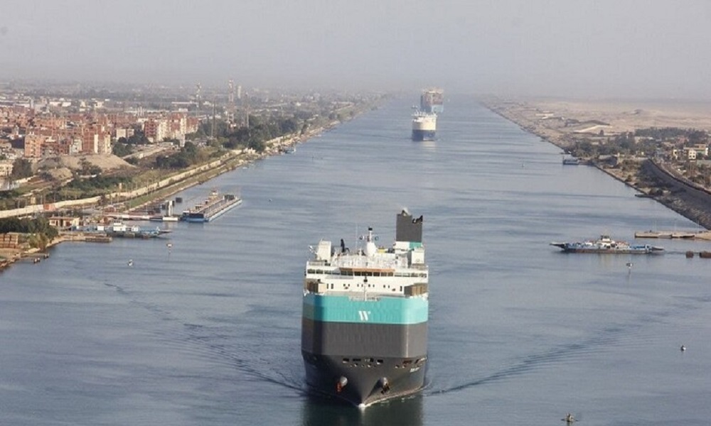 قناة السويس تفقد 41% من سفنها إثر أزمة البحر الأحمر