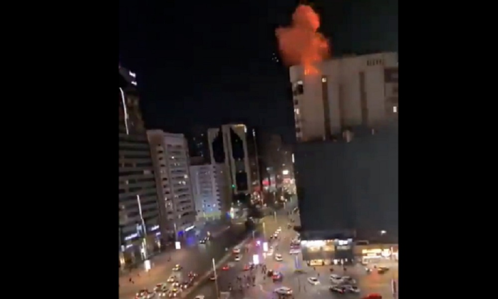 بالفيديو – حريق كبير يقلق أبو ظبي