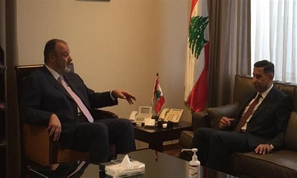 بوشكيان عرض مع سفير العراق العلاقات الثنائية