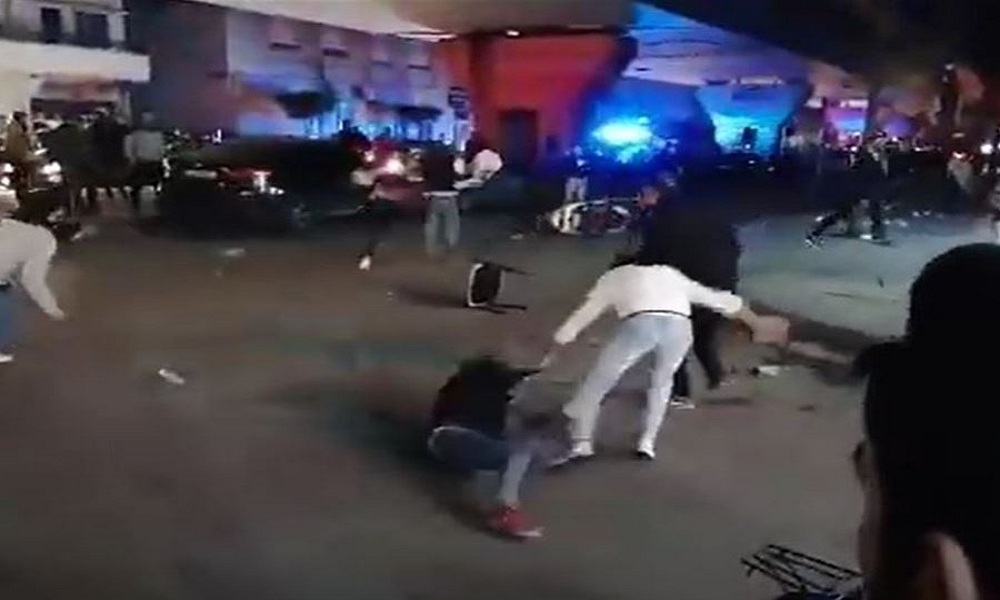 بالفيديو – تضارب بالسكاكين وعشرات الجرحى في برج حمود