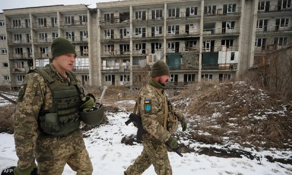 بالفيديو- دوي صفارات الإنذار في شرق أوكرانيا