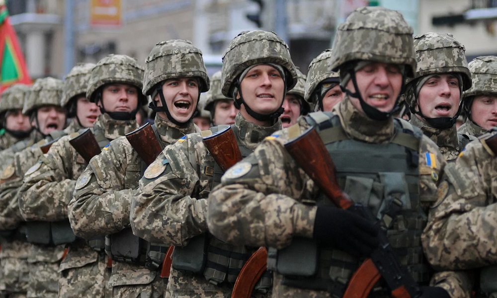 أوكرانيا تستعين بالسجناء لصد هجوم روسيا