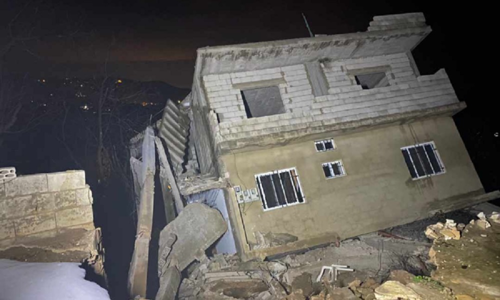 تجمع مالكي الأبنية المؤجرة يستنكر انهيار سقف في بيروت