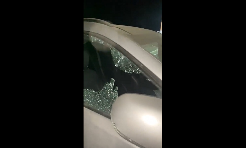 بالفيديو: الاعتداء على سيارة مرشح “القوات” في عكار