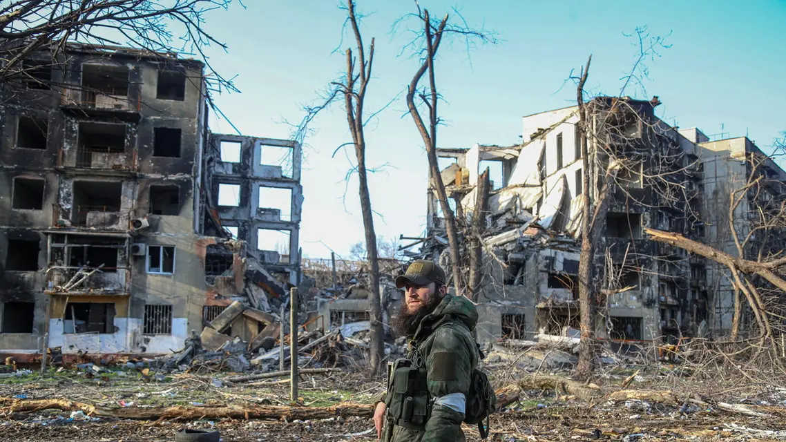 أوكرانيا: روسيا استأنفت الغارات الجوية على مصنع آزوفستال