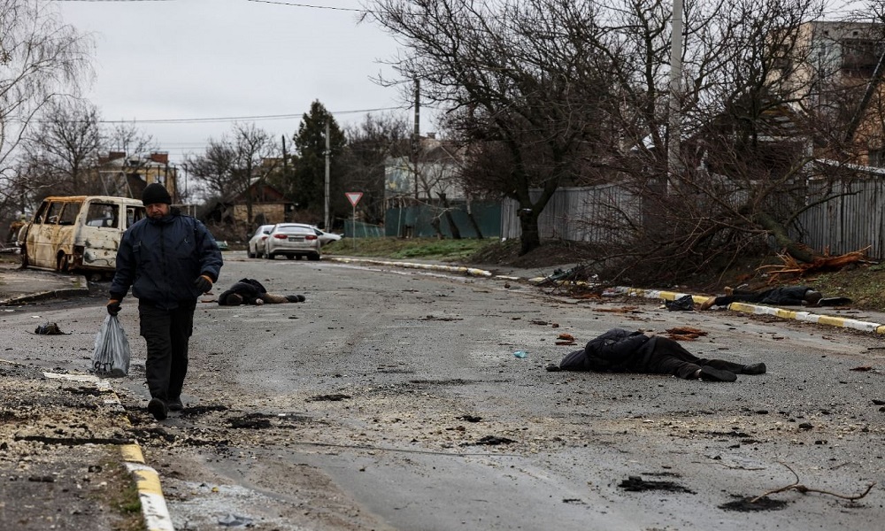 بعد بوتشا… بلدة أوكرانيا تعثر على عشرات الجثث