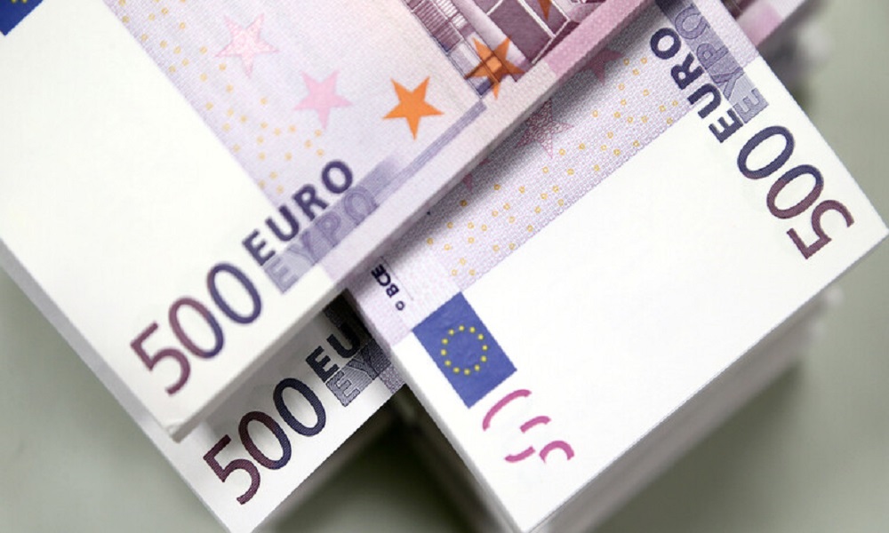 اليورو يرتفع لأعلى مستوى في 6 أشهر