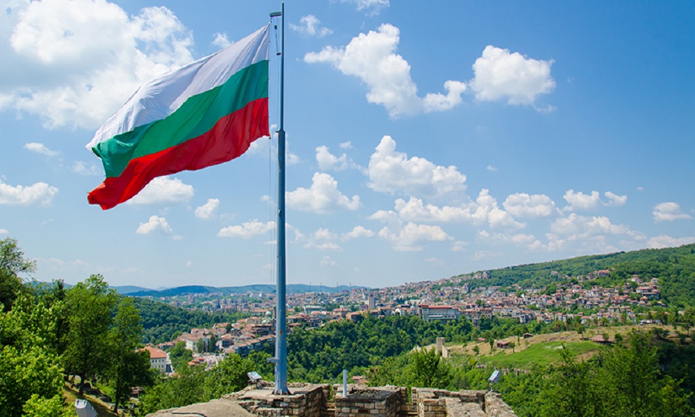 بلغاريا ترسل للمرة الأولى مدرعات إلى أوكرانيا