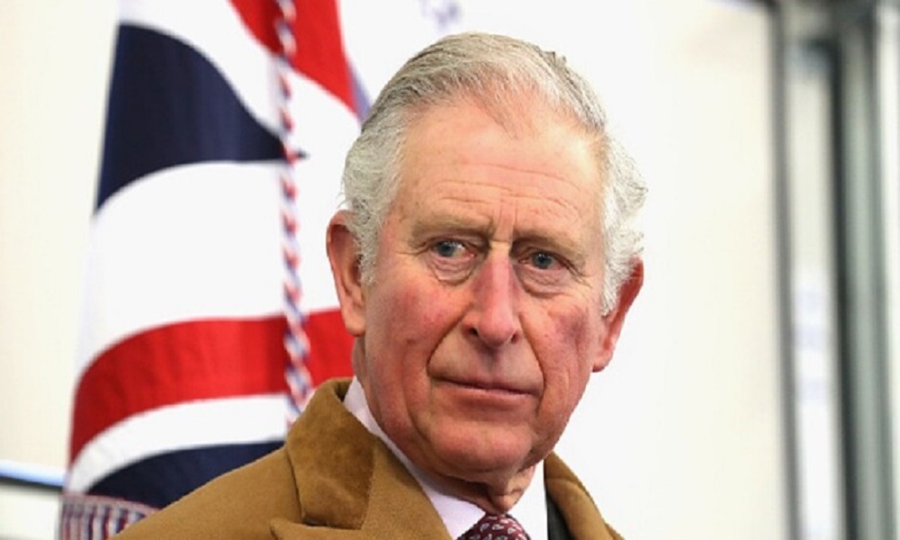 الملك تشارلز الثالث يعود إلى قصر باكنغهام