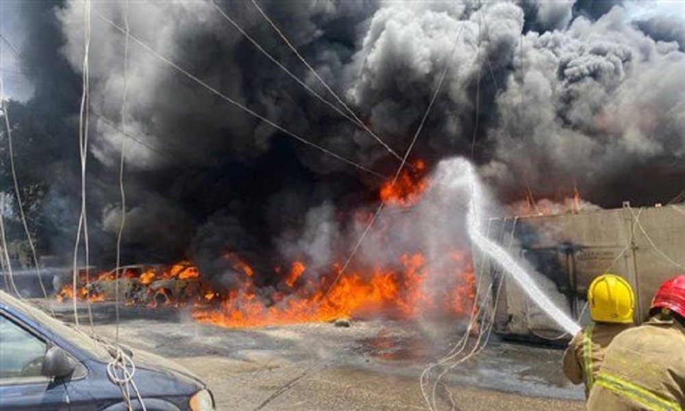 حريق كبير بمستودع نفط في دونيتسك