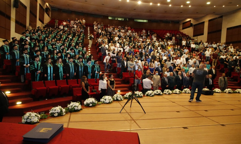 حفل تخرّج طلاب كلية الطب في “الجامعة اللبنانية”