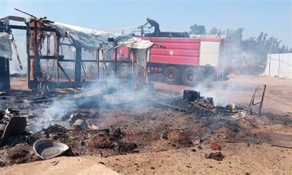 في عكار… إخماد حريق داخل مخيم للنازحين