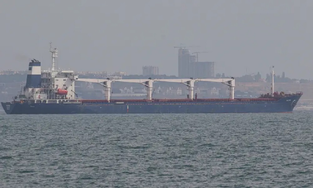 سفينة الحبوب الأوكرانية تواصل طريقها إلى لبنان