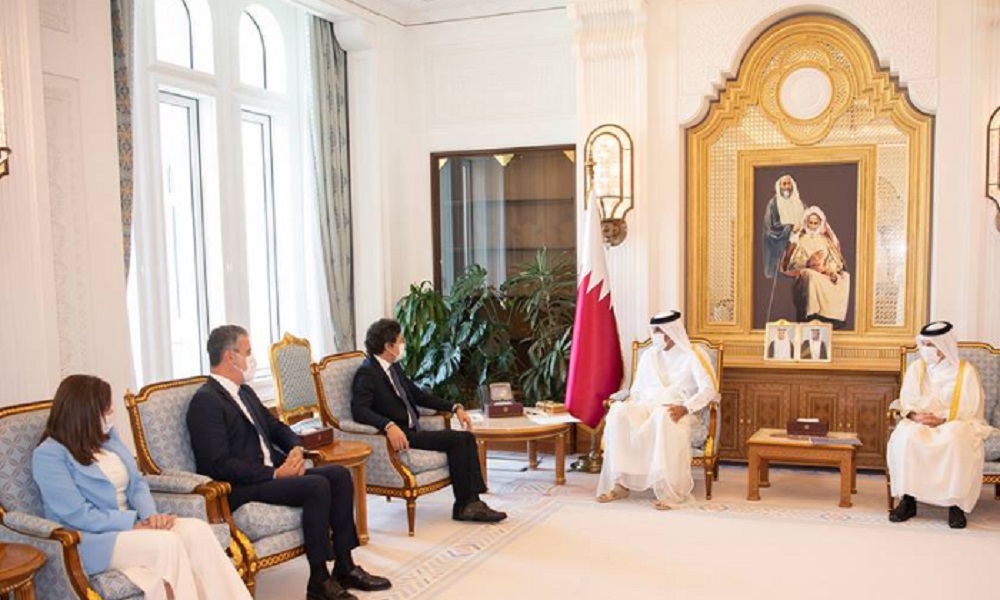 المكاري ونصار سلما رسالة من عون إلى أمير قطر