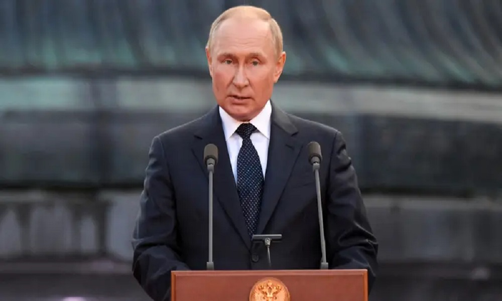 بوتين يهدد باستخدام اليورانيوم المنصب في أوكرانيا