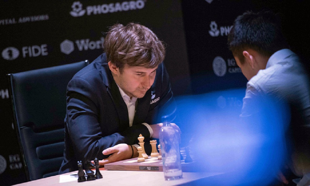 نجم الشطرنج الروسي يخسر أمام طفل
