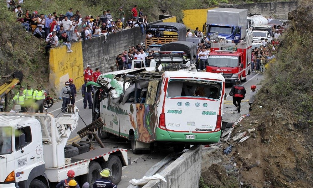 20 قتيلاً على الأقل بحادث سير في كولومبيا