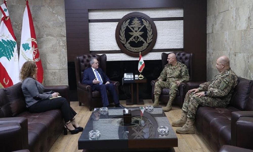 قائد الجيش استقبل السفير السوري