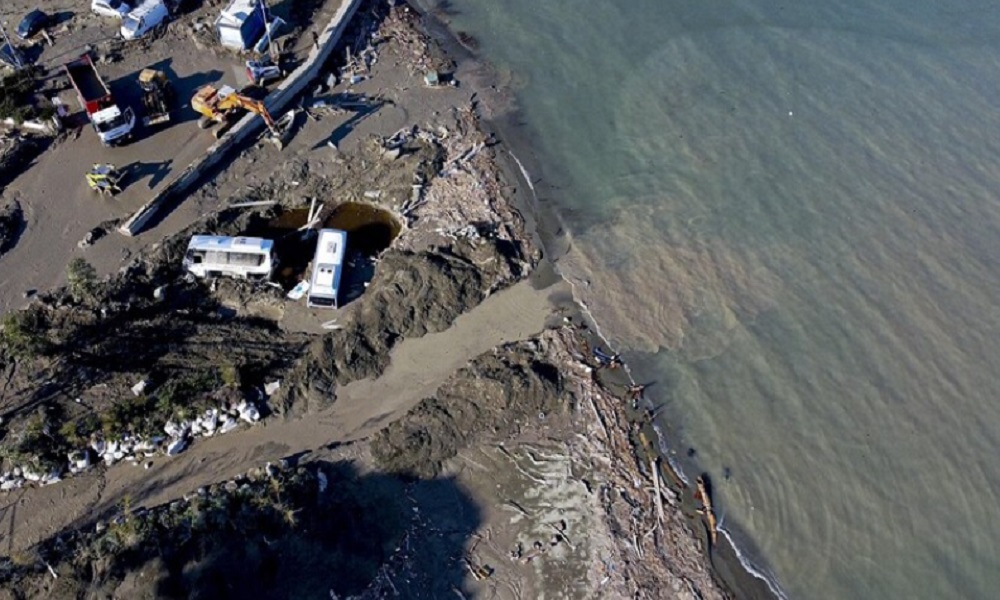 ارتفاع حصيلة ضحايا عاصفة جزيرة إسكيا الإيطالية