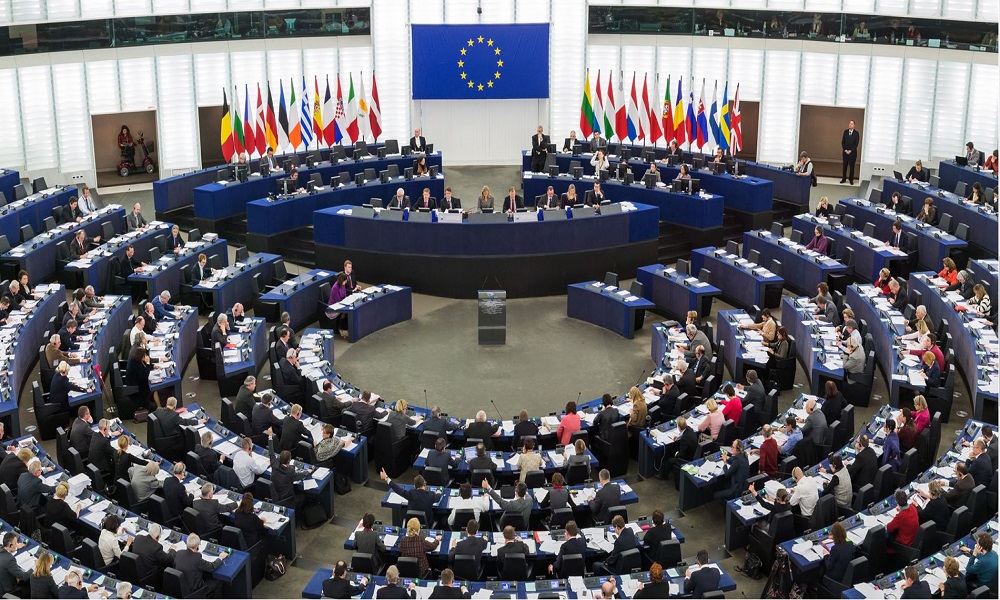 البرلمان الأوروبي: يجب تصنيف الحرس الثوري “منظمة إرهابية”